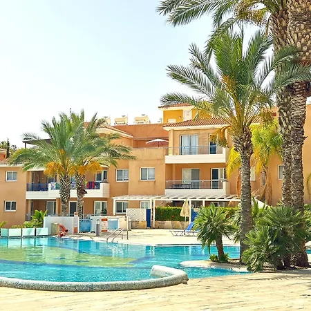 H&o Golden Sun Apartamento Pafos